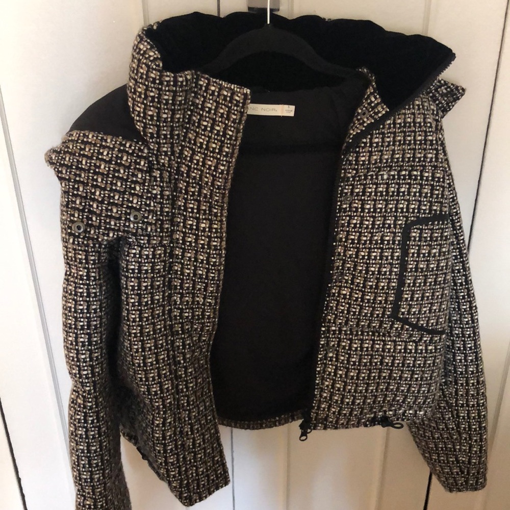 Stunning houndstooth jacket